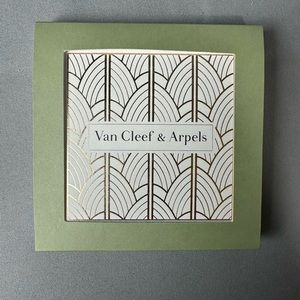 COPY - Van Cleef & Arpels Microfiber Lens Jewelry Cloth Polisher NEW